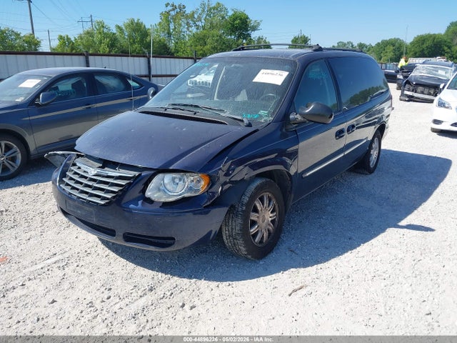 Продажа на аукционе авто 2005 Chrysler Town & Country Touring, vin: 2C4GP54L05R222000, номер лота: 44896236