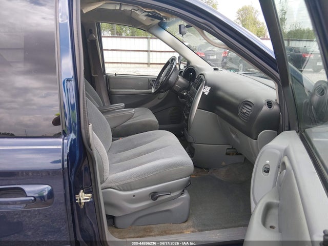 Продажа на аукционе авто 2005 Chrysler Town & Country Touring, vin: 2C4GP54L05R222000, номер лота: 44896236
