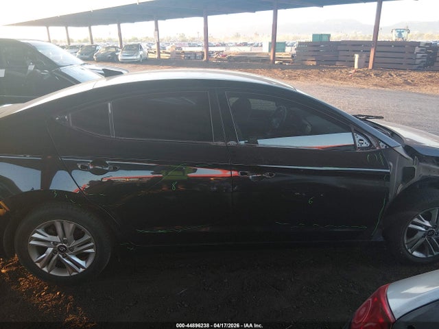 5NPD84LF1LH575085 Hyundai ELANTRA SEL