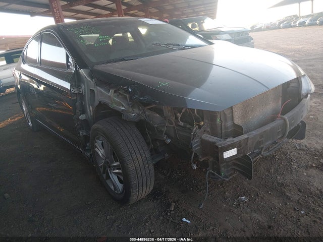 5NPD84LF1LH575085 Hyundai ELANTRA SEL