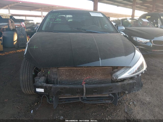 5NPD84LF1LH575085 Hyundai ELANTRA SEL
