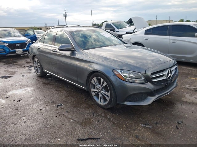 2018 Mercedes-benz C 300 მანქანა იყიდება აუქციონზე, vin: 55SWF4JB5JU263442, აუქციონის ნომერი: 44896269