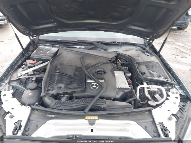 2018 Mercedes-benz C 300 მანქანა იყიდება აუქციონზე, vin: 55SWF4JB5JU263442, აუქციონის ნომერი: 44896269