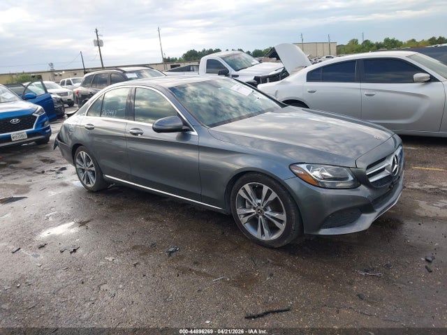 2018 Mercedes-benz C 300 მანქანა იყიდება აუქციონზე, vin: 55SWF4JB5JU263442, აუქციონის ნომერი: 44896269