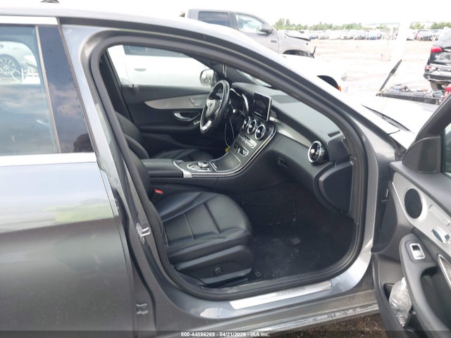 2018 Mercedes-benz C 300 მანქანა იყიდება აუქციონზე, vin: 55SWF4JB5JU263442, აუქციონის ნომერი: 44896269