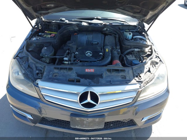 Продажа на аукционе авто 2013 Mercedes-benz C 250 Sport, vin: WDDGF4HB9DR271740, номер лота: 44896273