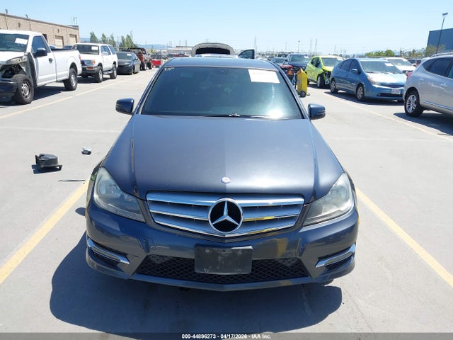 Продажа на аукционе авто 2013 Mercedes-benz C 250 Sport, vin: WDDGF4HB9DR271740, номер лота: 44896273