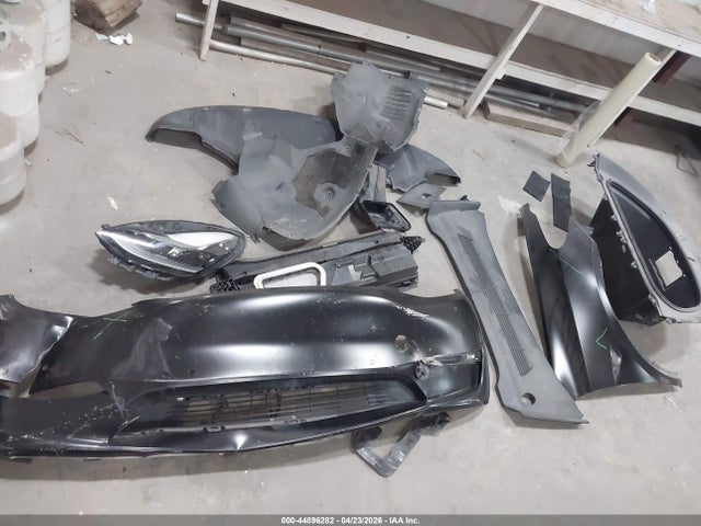44896282 :رقم المزاد ، 7SAYGDEF7NF553940 vin ، 2022 Tesla Model Y Performance Dual Motor All-wheel Drive مزاد بيع