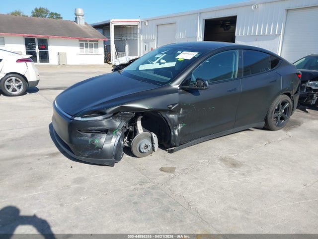 Продаж на аукціоні авто 2026 Tesla Model Y Premium Rear-wheel Drive/standard Rear-wheel Drive, vin: 7SAYGDED2TF379786, номер лоту: 44896285