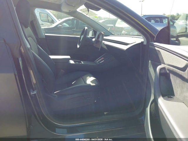 Продаж на аукціоні авто 2026 Tesla Model Y Premium Rear-wheel Drive/standard Rear-wheel Drive, vin: 7SAYGDED2TF379786, номер лоту: 44896285