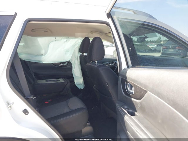 Продажа на аукционе авто 2017 Nissan Rogue Sv, vin: JN8AT2MT9HW140136, номер лота: 44896296