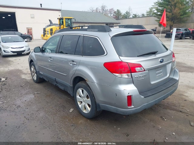 44896327 :رقم المزاد ، 4S4BRBCC8B3384980 vin ، 2011 Subaru Outback 2.5i Premium مزاد بيع