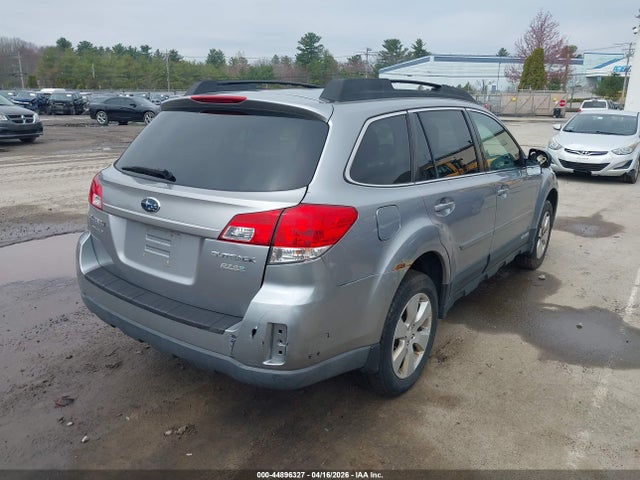 44896327 :رقم المزاد ، 4S4BRBCC8B3384980 vin ، 2011 Subaru Outback 2.5i Premium مزاد بيع