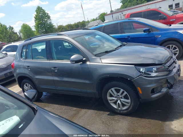 Продаж на аукціоні авто 2016 Volkswagen Tiguan S, vin: WVGAV7AX5GW531563, номер лоту: 44896335