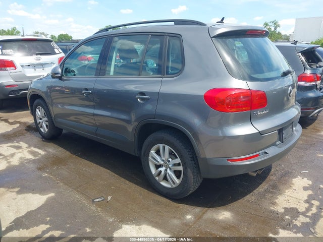 Продаж на аукціоні авто 2016 Volkswagen Tiguan S, vin: WVGAV7AX5GW531563, номер лоту: 44896335