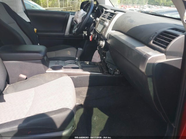 44896363 :رقم المزاد ، JTEZU5JRXJ5191335 vin ، 2018 Toyota 4runner Sr5 مزاد بيع