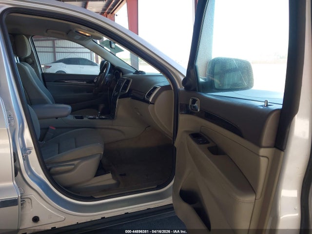 Продажа на аукционе авто 2012 Jeep Grand Cherokee Laredo, vin: 1C4RJFAG6CC158963, номер лота: 44896381