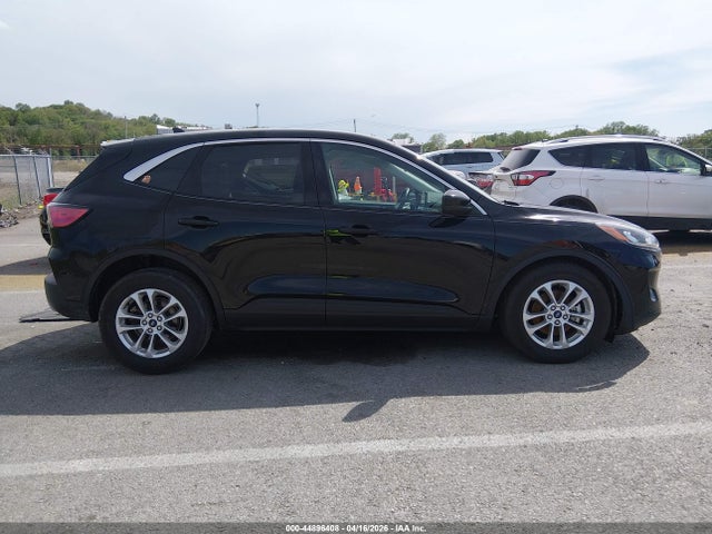 44896408 :رقم المزاد ، 1FMCU0BZ4MUA09047 vin ، 2021 Ford Escape Se Hybrid مزاد بيع