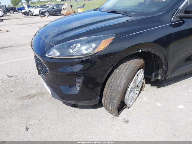 44896408 :رقم المزاد ، 1FMCU0BZ4MUA09047 vin ، 2021 Ford Escape Se Hybrid مزاد بيع