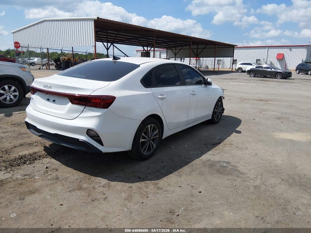 44896480 :رقم المزاد ، 3KPF24AD5RE825775 vin ، 2024 Kia Forte Lxs مزاد بيع