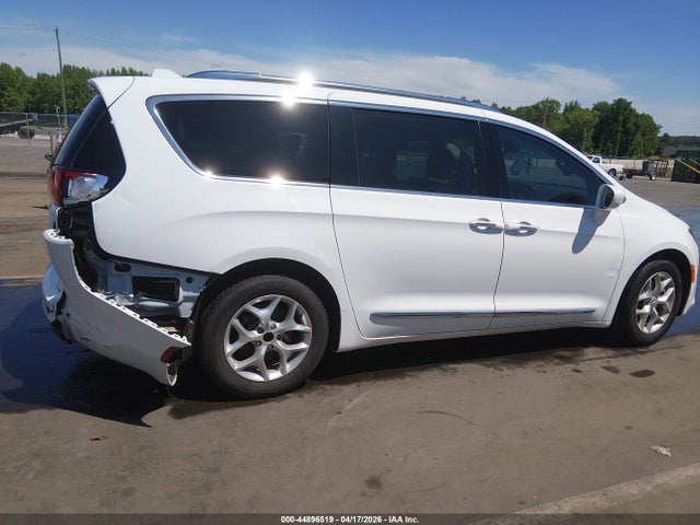 Aukcja sprzedaży 2017 Chrysler Pacifica Touring-l Plus, vin: 2C4RC1EG5HR614411, numer aukcji: 44896519