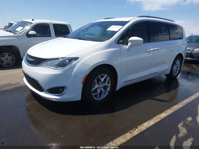 Aukcja sprzedaży 2017 Chrysler Pacifica Touring-l Plus, vin: 2C4RC1EG5HR614411, numer aukcji: 44896519