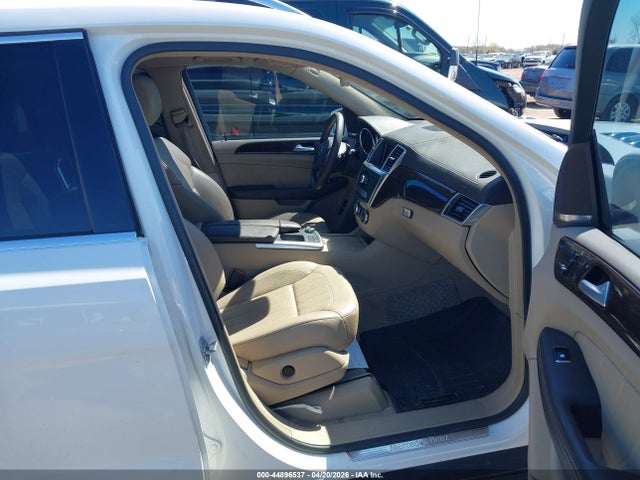 2015 Mercedes-benz Gl 450 4matic მანქანა იყიდება აუქციონზე, vin: 4JGDF6EE3FA480766, აუქციონის ნომერი: 44896537