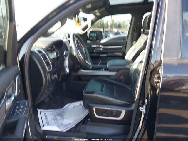 2021 Ram 1500 Laramie  4x4 5'7 Box მანქანა იყიდება აუქციონზე, vin: 1C6SRFJT5MN702597, აუქციონის ნომერი: 44896541