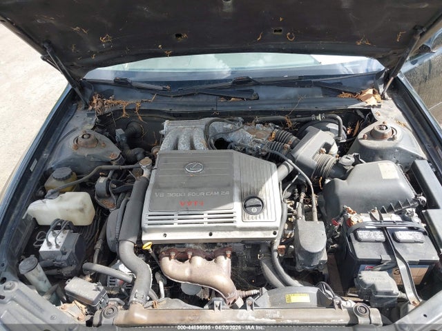 44896595 :رقم المزاد ، JT8BF28G2X5063567 vin ، 1999 Lexus Es 300 مزاد بيع