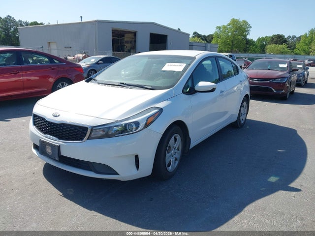Продажа на аукционе авто 2018 Kia Forte Lx, vin: 3KPFL4A77JE196015, номер лота: 44896604