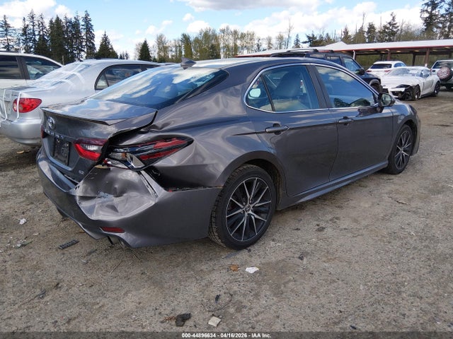 4T1G11AK2NU713723 Toyota CAMRY SE