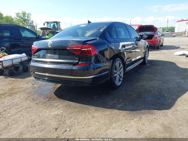 Aukcja sprzedaży 2018 Volkswagen Passat 2.0t R-line/2.0t S, vin: 1VWAA7A3XJC030090, numer aukcji: 44896642