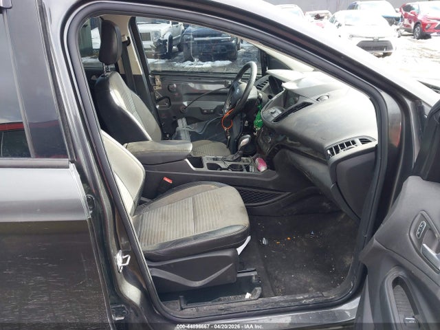 Продаж на аукціоні авто 2019 Ford Escape Se, vin: 1FMCU9GD2KUC33903, номер лоту: 44896667