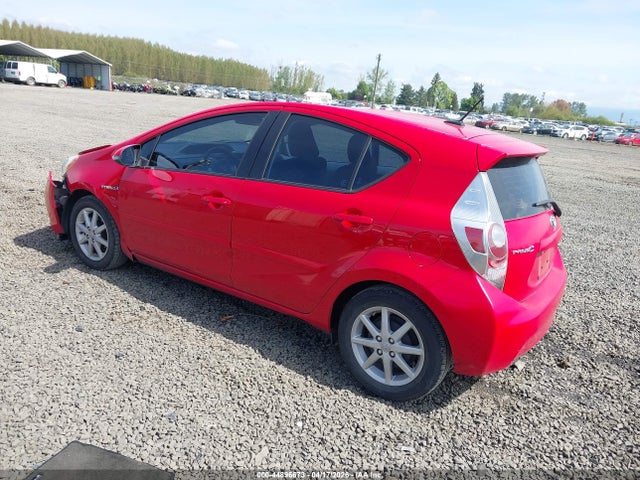 Toyota Prius C Three 2014 JTDKDTB36E1073297 Image 3
