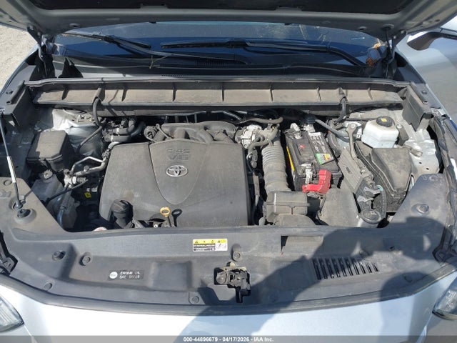 Toyota Highlander Le 2020 5TDBZRBH1LS501938 Image 10