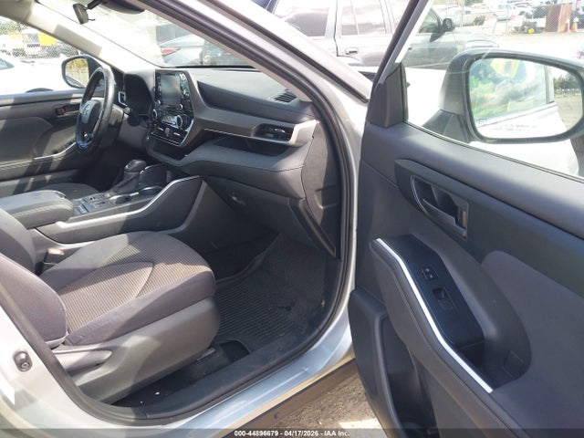 Toyota Highlander Le 2020 5TDBZRBH1LS501938 Image 5