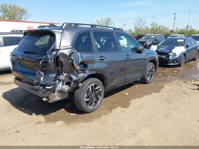 2025 Subaru Forester Premium Hybrid მანქანა იყიდება აუქციონზე, vin: JF2SLSED9SH412088, აუქციონის ნომერი: 44896686