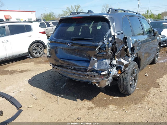 2025 Subaru Forester Premium Hybrid მანქანა იყიდება აუქციონზე, vin: JF2SLSED9SH412088, აუქციონის ნომერი: 44896686