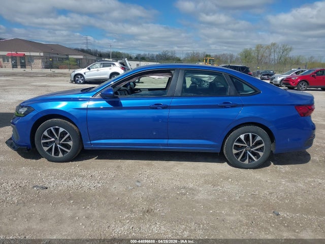 Продажа на аукционе авто 2022 Volkswagen Jetta 1.5t S, vin: 3VWCM7BU6NM009345, номер лота: 44896688