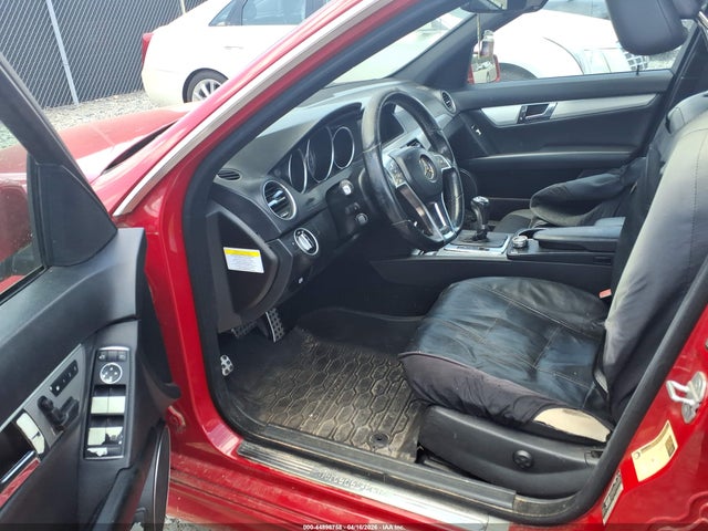 44896758 :رقم المزاد ، WDDGF4HB9DR270829 vin ، 2013 Mercedes-benz C 250 Sport مزاد بيع
