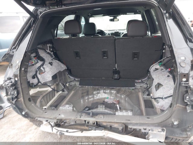 Продаж на аукціоні авто 2022 Chevrolet Equinox Awd Rs, vin: 2GNAXWEV9N6152663, номер лоту: 44896764