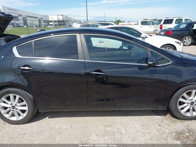 2017 Kia Forte S მანქანა იყიდება აუქციონზე, vin: 3KPFL4A72HE009595, აუქციონის ნომერი: 44896781