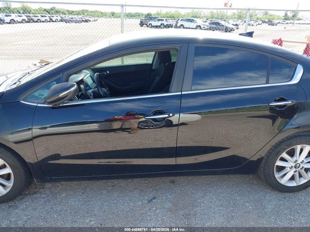 2017 Kia Forte S მანქანა იყიდება აუქციონზე, vin: 3KPFL4A72HE009595, აუქციონის ნომერი: 44896781