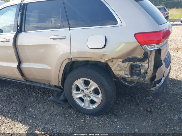 2015 Jeep Grand Cherokee Laredo მანქანა იყიდება აუქციონზე, vin: 1C4RJFAGXFC704863, აუქციონის ნომერი: 44896800