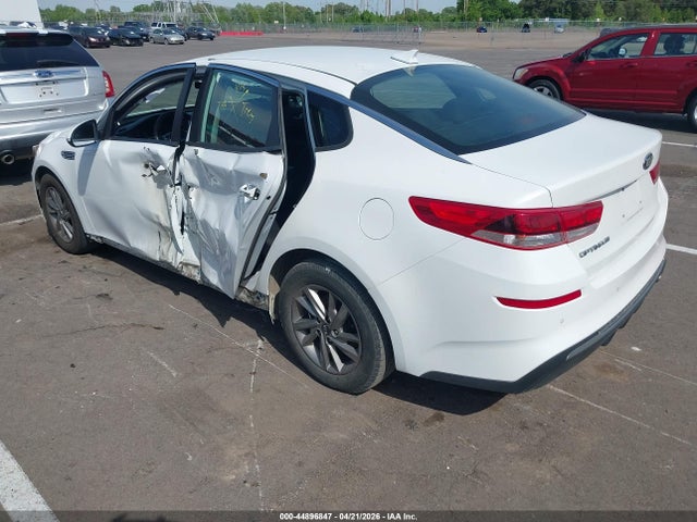 2020 Kia Optima Lx მანქანა იყიდება აუქციონზე, vin: 5XXGT4L31LG381413, აუქციონის ნომერი: 44896847