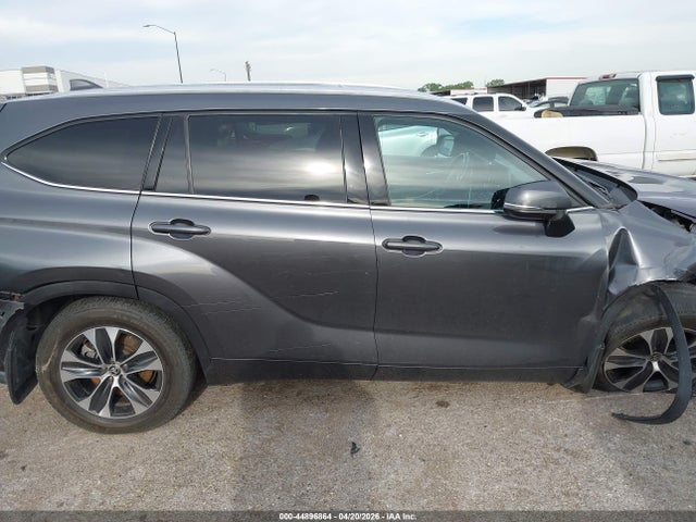Продаж на аукціоні авто 2020 Toyota Highlander Xle, vin: 5TDGZRBH1LS018147, номер лоту: 44896864