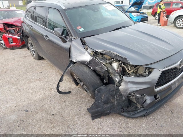 Продаж на аукціоні авто 2020 Toyota Highlander Xle, vin: 5TDGZRBH1LS018147, номер лоту: 44896864