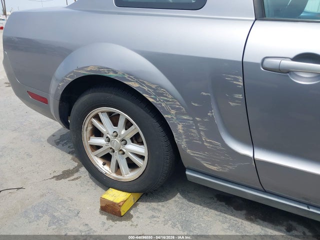 2007 FORD MUSTANG 1ZVFT80N675337987 Photo 5