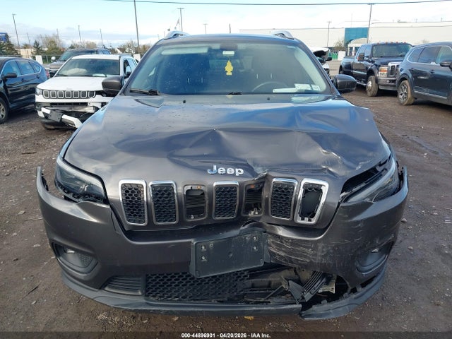 44896901 :رقم المزاد ، 1C4PJMLB1KD419132 vin ، 2019 Jeep Cherokee Latitude Plus 4x4 مزاد بيع
