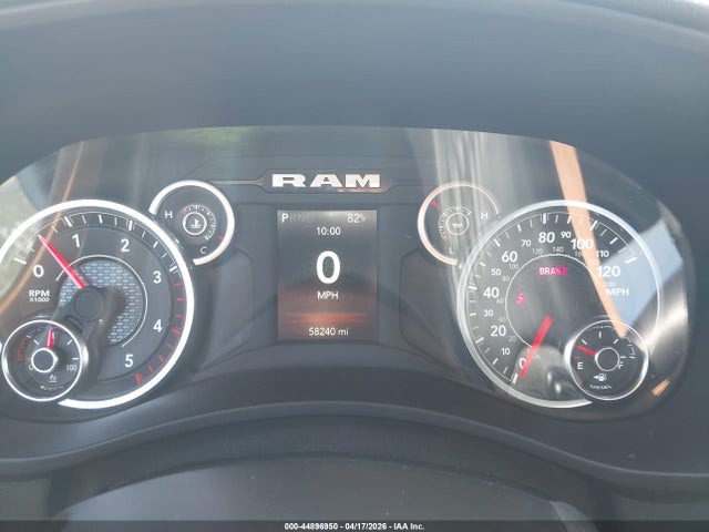 Продажа на аукционе авто 2024 Ram 2500 Big Horn  4x4 6'4 Box, vin: 3C6UR5DL6RG310968, номер лота: 44896950